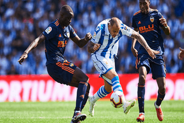 Soi kèo nhà cái Real Sociedad vs Valencia, 30/9/2020 – VĐQG Tây Ban Nha