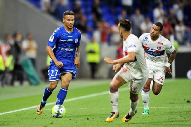 Soi kèo nhà cái Strasbourg vs Olympique Lyonnais, 18/10/2020 - VĐQG Pháp [Ligue 1]