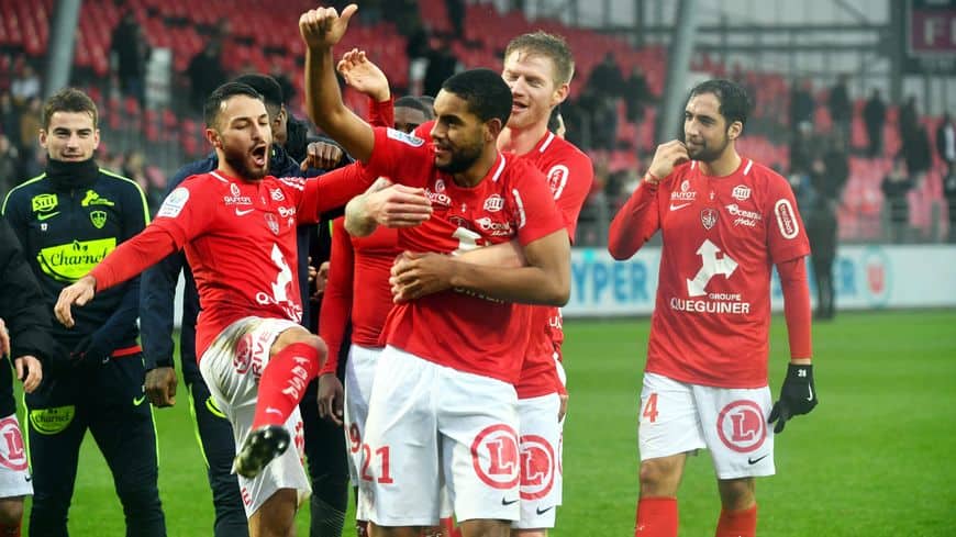 Soi kèo nhà cái Brest vs Reims, 13/12/2020 - VĐQG Pháp [Ligue 1]