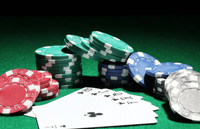 Những cách giúp bạn ổn định tinh thần bước vào cuộc chơi poker nơi ván đầu tiên