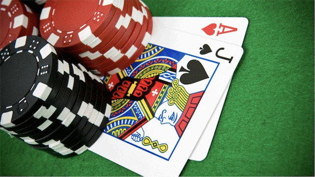 Blackjack – Cách chơi và mẹo chiến thắng dễ dàng