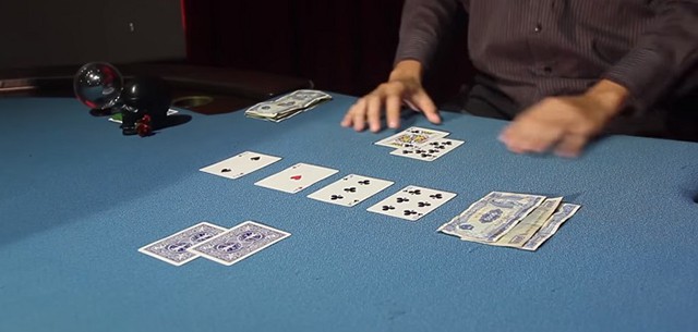 Những kinh nghiệm giúp bạn chơi Poker vượt trội để thắng được đối thủ dễ dàng