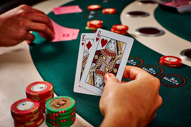 Để thành công kiếm tiền trong Baccarat người chơi cần tránh những sai lầm sau